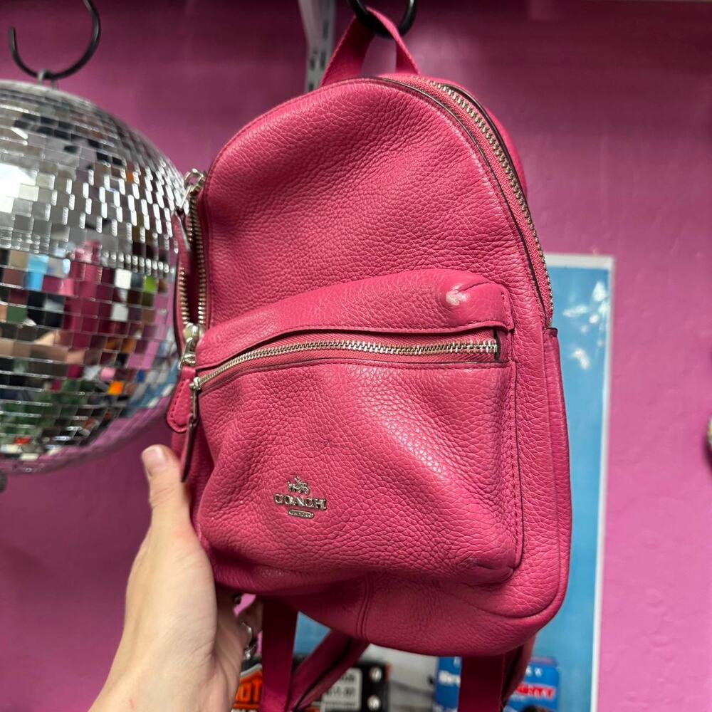 Genuine coach hot pink leather - Picture 8 of 8